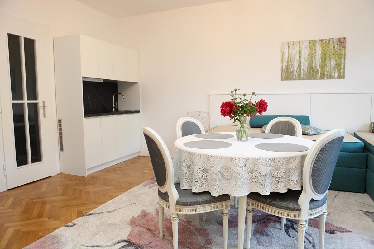 Apartma V Srdci Podebrad Подебрады Экстерьер фото